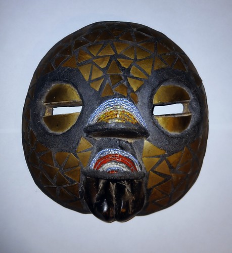 Ghanaian wood carving - ,