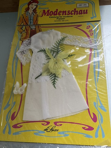 New carded modenschau sindy - new,