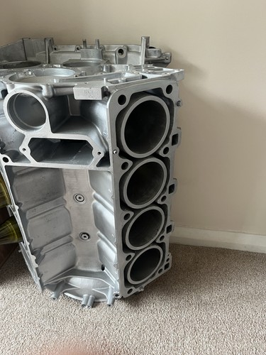 Genuine porsche 928 v8 - porsche,