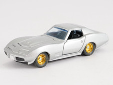 Sakura Famous car 1/43