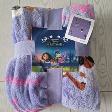 Primark ENCANTO THROW BLANKET