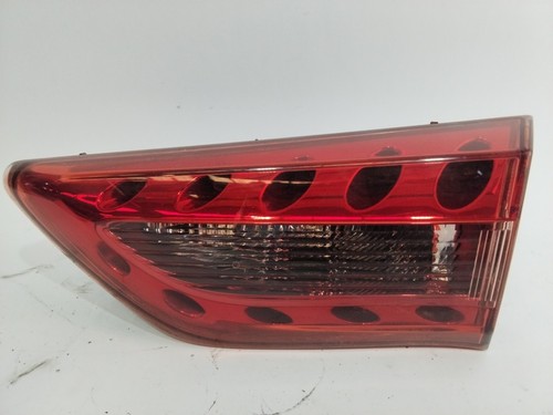 Inner right rear pilot - right,