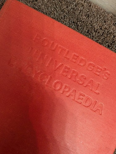 Vintage routledges universal - routledges,