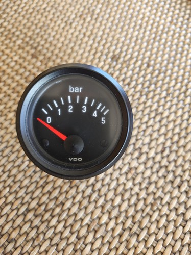 Vdo car oil pressure - car,