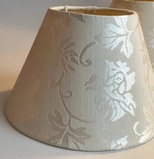 Pretty Jacquard  Damask Ivory