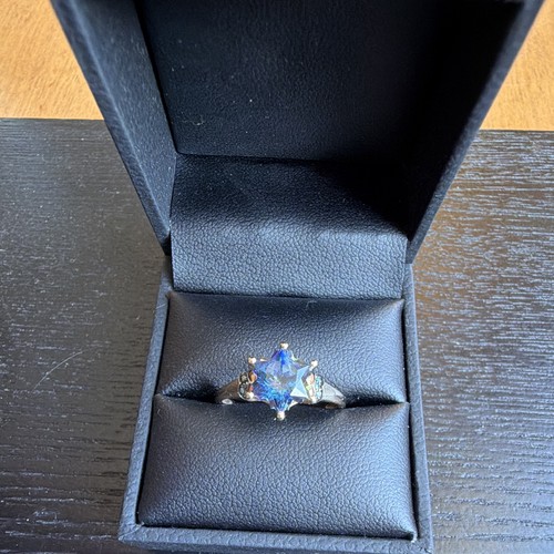 9ct yellow gold - 9ct, wobito