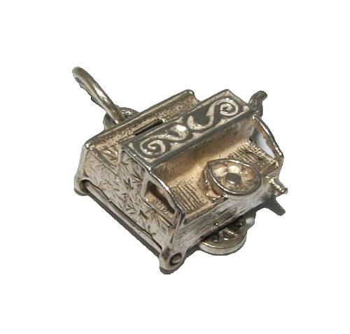 Ladies silver barrel - , organ