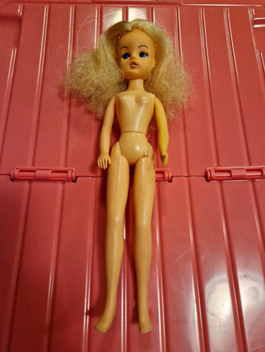 Sindy blonde hair doll tlc - blonde, doll.tlc
