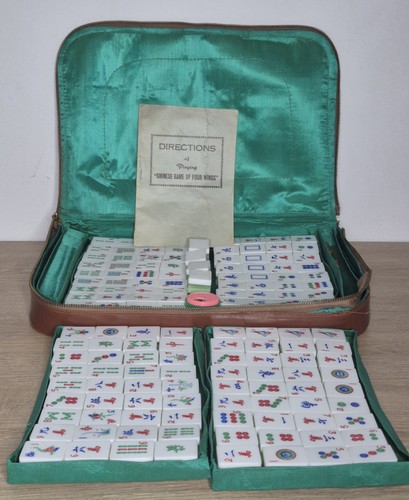 Mahjong game vintage set - vintage, case