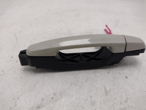 Suzuki vitara door handle - ,