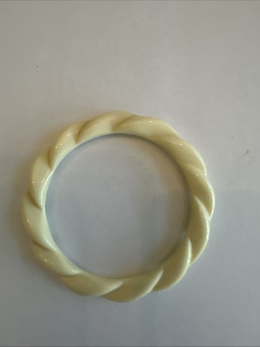 Vintage retro plastic bangle - vintage,