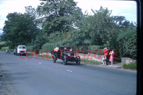 35mm slide 1970 - , guy