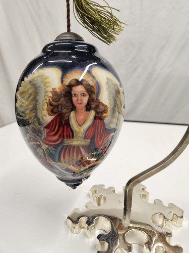 Qwa glass ornament - ne'qwa,