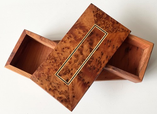 Thuya wooden puzzle desktop - thuya, or