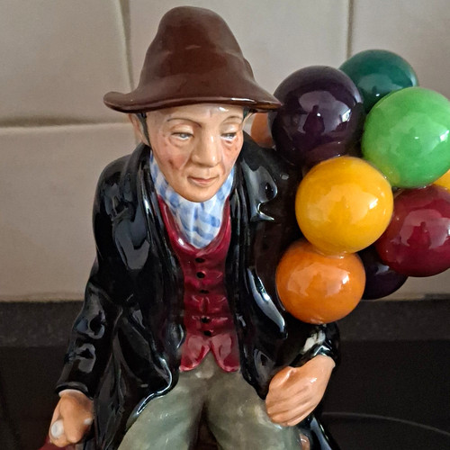 Royal doulton the balloon man - doulton,
