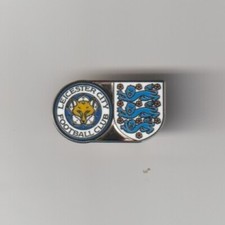 LEICESTER CITY F.C. 'Three Lions' Club Crested  Enamel Badge FREE POST UK