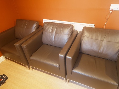 Italia brown leather chair - brown,