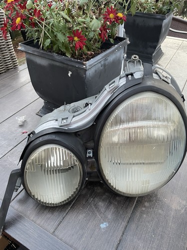 Left e320 w210 headlight - left,