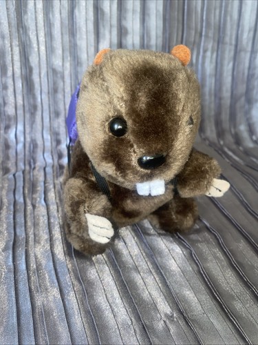 Vintage beaver with backpack - beaver,