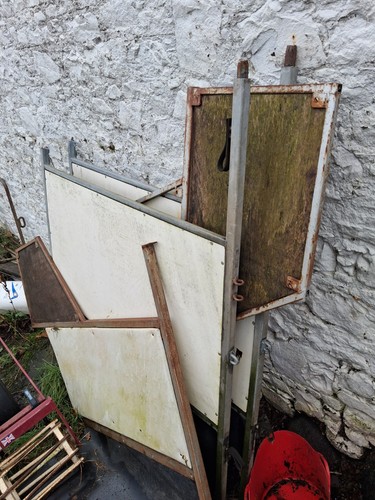 Horse box partitions - partitions, good