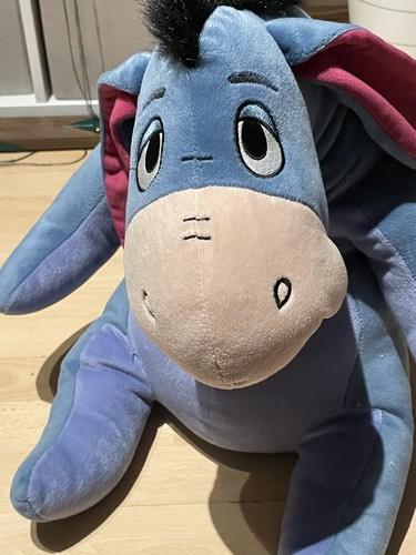 Large disney winnie the pooh - winnie,