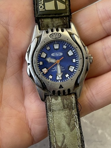 Vintage animal divers - animal, watch