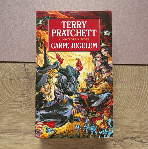 Terry pratchett discworld - pratchett,