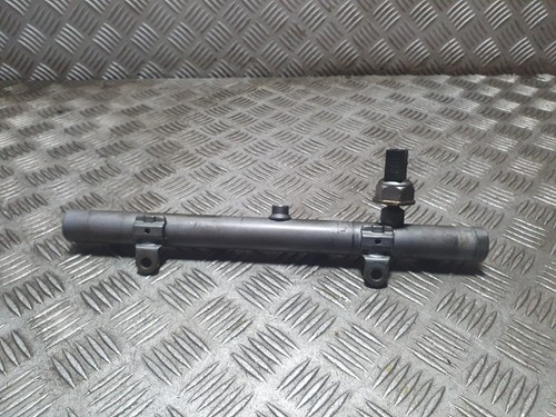 Audi line fuel rail lh - q7,
