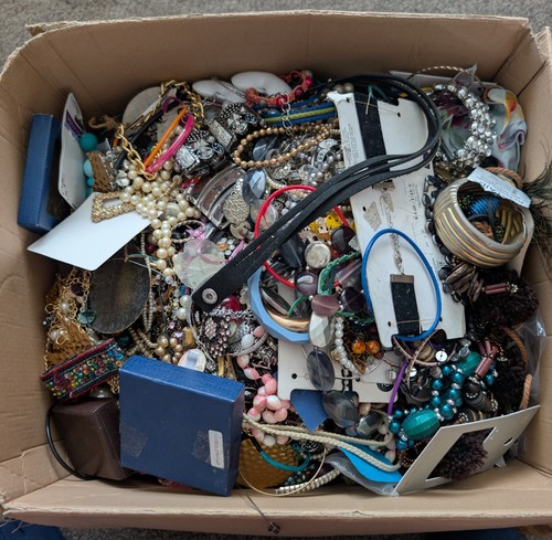 Large 13kg jewellery - large,