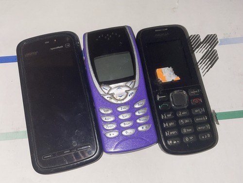 Nokia 8210 xpressmusic - 8210, +