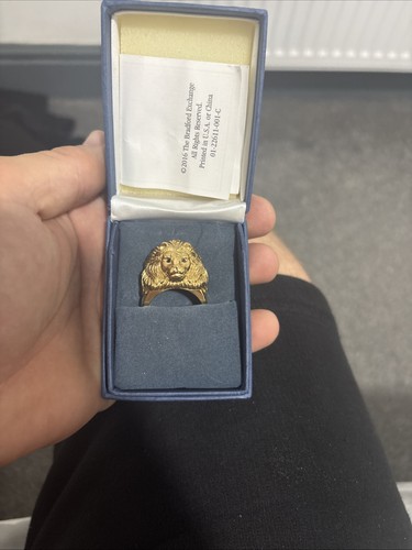 Heavy ring heart - of, a