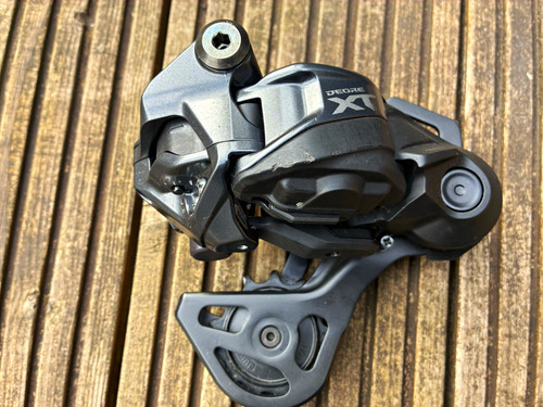 Shimano deore di2 - shimano,