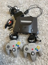 Nintendo 64 Console + 2 x