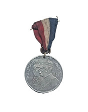 Vintage 1935 Leicester Silver