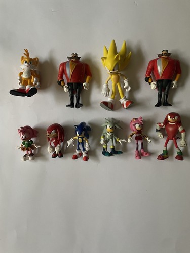 Sonic the hedgehog toy - sonic,