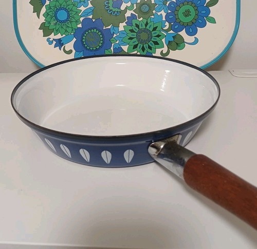 Cathrineholm lidded pan - cathrineholm,