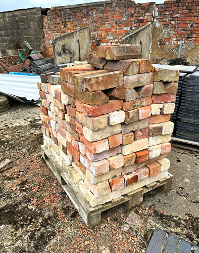 Mixed reclaimed brick bricks - mixed,