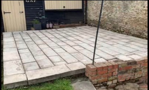 Reconstituted sandstone paving - reconstituted,