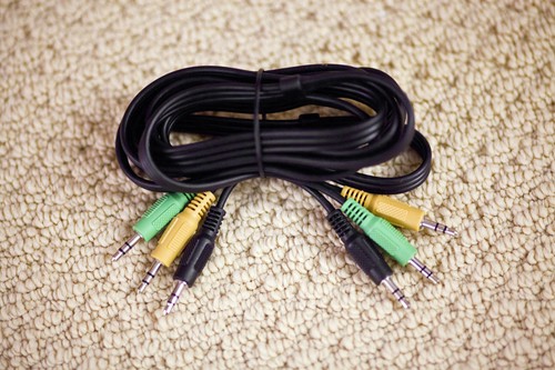 Color coded minijack plug - coded, 3