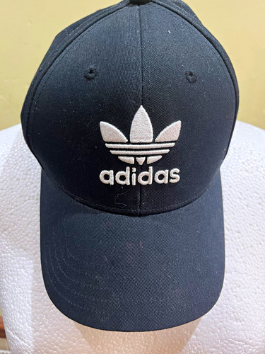 Adidas black trefoil logo - black,