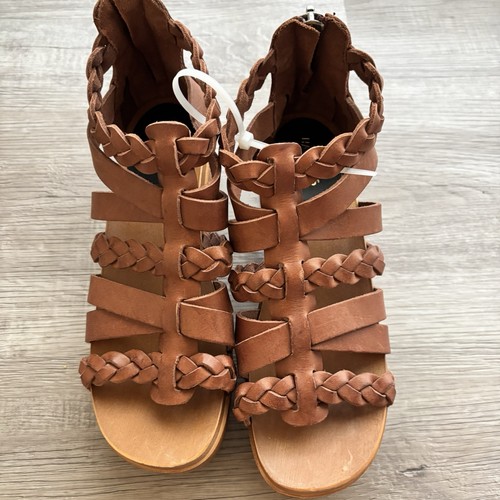 Nwot swedish hasbeens - swedish,