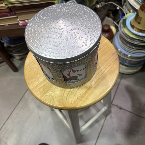 Rotating biscuit tin - m&s,
