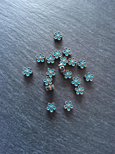 100 flower beads antique - 20,