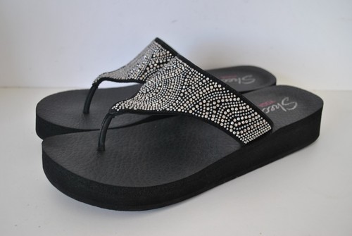 Black sparkling straps women's