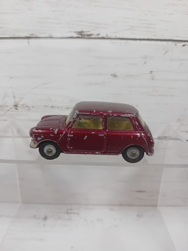 Corgi toys 226 morris mini - toys,