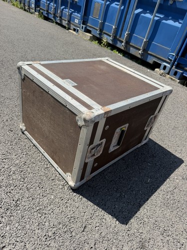 Flight case warehouse - 8u,