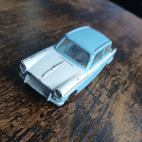 Dinky toys 189 triumph - dinky,