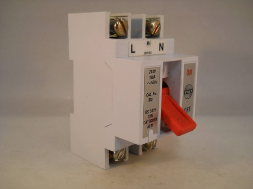 Wylex main switch disconnector - main,