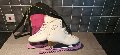 Sfr galaxy ice skates figuer - ice,