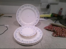 Royal Albert Memory Lane 3x27